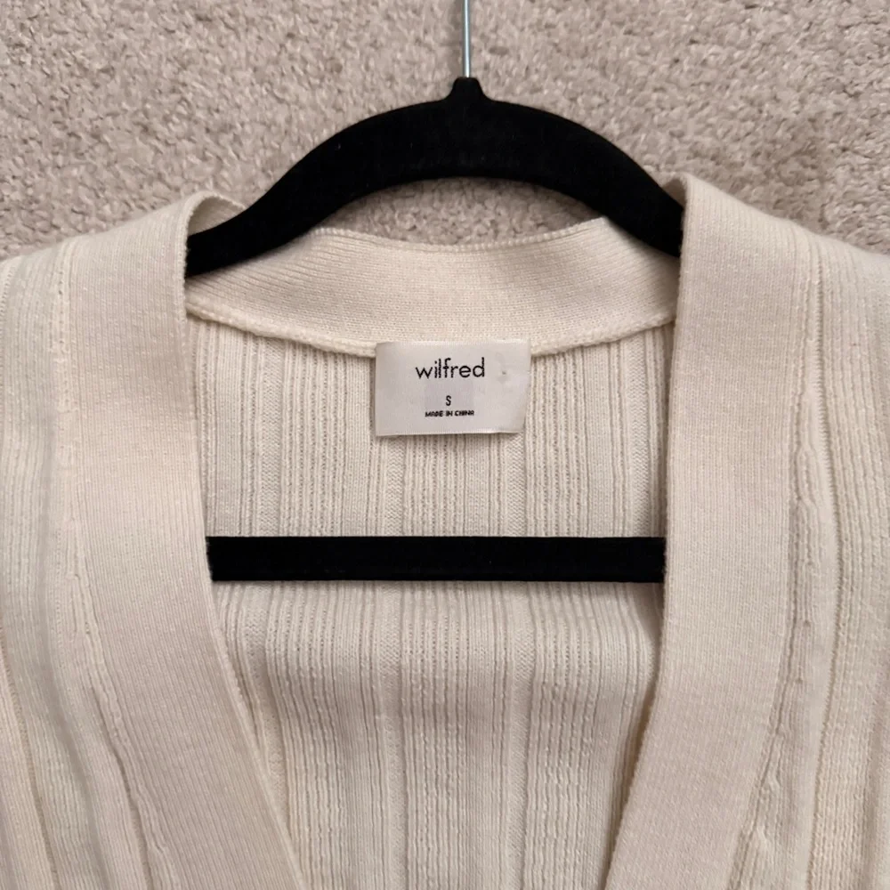 Wilfred Off-White Ribbed V-Neck Button-Front Cardigan - Picture 2 of 3